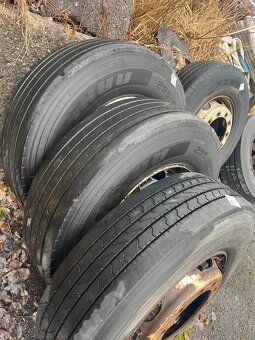 Pneumatika s diskem 295/80 R22.5 - 5