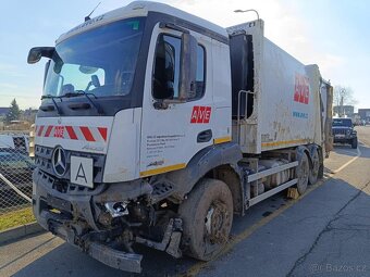 Mercedes-Benz Arocs 6x2 - 5