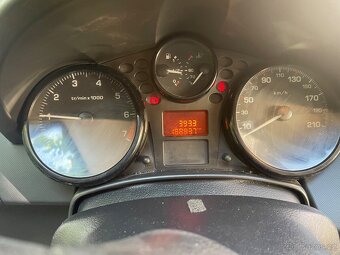 Peugeot 207 Hatchback 1.4 - 5