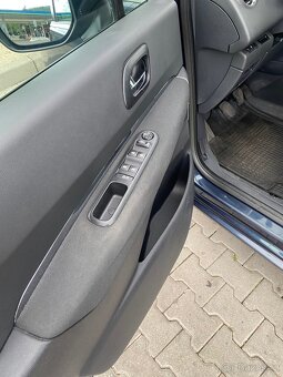 Peugeot 5008 - 5