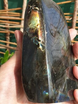 Labradorit - přes 0,9 kg - duhový, extrémně vzácný - 5