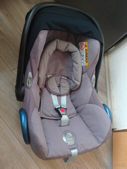 Starší isofixová základna pro Maxi Cosi Cabriofix - 5
