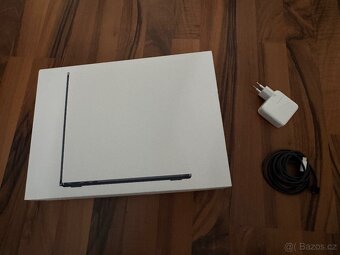 MacBook AIR, 13p, M4, 256Gb, Černý - 5