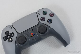 Sony DualSense 30th Anniversary Edition - 5