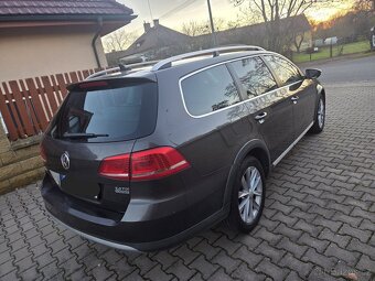 Volkswagen Passat Alltrack 2.0tdi highline - 5