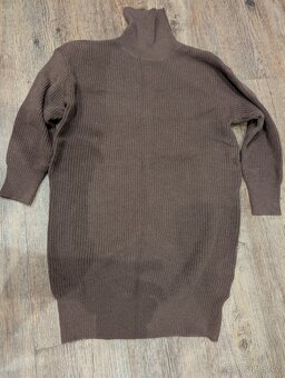 Prodám krabici dámského oblečení a boty - 5