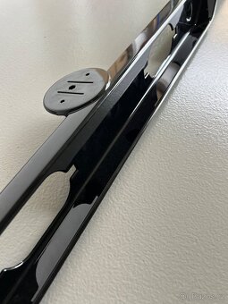 ŠKODA FELICIA FUN/pick-up: nově lakovaná lišta 5 dveří - 5