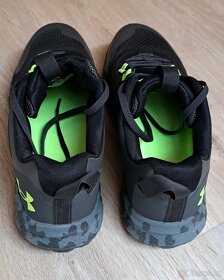 Boty Under Armour Charged Bandit Trail 2 - 5