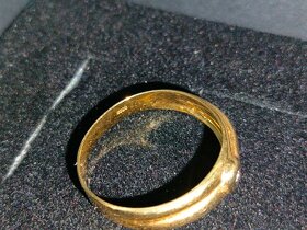Zlaty diamantovy prsten Punc 0,585 Rozmer 54 - 5