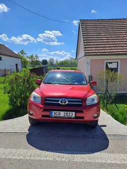 Prodám Toyota RAV4 2.2 AD 4x4 - 5