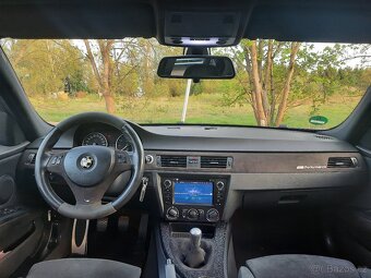 BMW 325i++E90++160KW++MANUÁL++ - 5