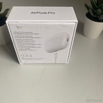 Apple AirPods Pro 2 - 5