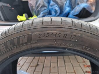 Zánovní nové letní pneu Michelin Primacy 4 225/45 R17 - 5