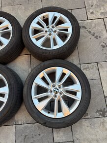 Originální alu kola VW Taigo 5x100 17” 205/55R17 - 5