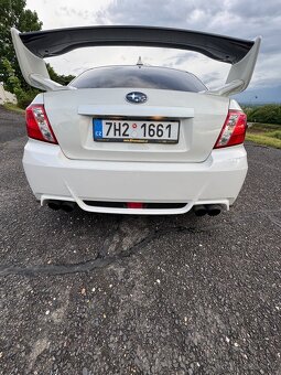 Subaru WRX STI 2011 2,5l - 5