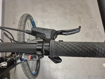 Horské kolo Bergamont 29 REVOX 4.4 - 5