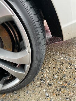 Prodám Alu kola r19 + pneu 235/35/r19 / 225/35/19r - 5
