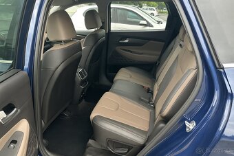 2019 - Hyundai Santa Fe Premium Luxury 2,2 CRDi 7 místn - 5