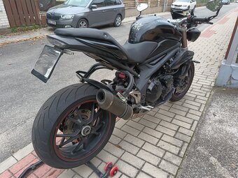 Triumph Speed Triple 1050 - 5