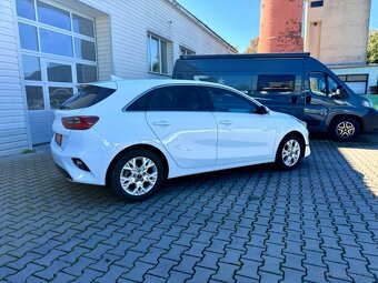 Kia Ceed 1,5 118 kw Automat ZÁRUKA - 5