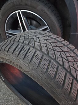 zimní Goodyear UltraGrip Performance + 225/40 R18 92V - 5