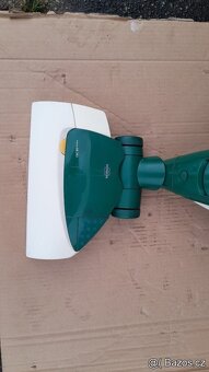 Vysavač Vorwerk 130 s elektronickou klepaci hlavicí - 5