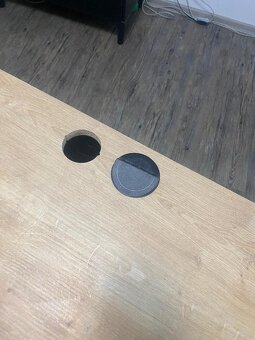 Psací stůl, komoda, vestavná skříň - 5