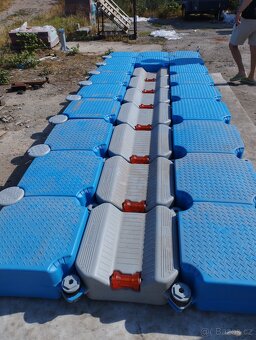 Plastové skládací molo pro vodní skútr - 5