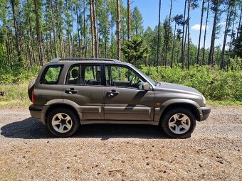 Suzuki Grand Vitara 2.5i V6 4x4 - 5