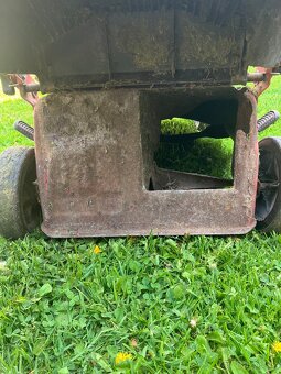 Prodám funkční sekačku RASER s motorem Briggs & Stratton - 5