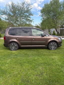 VW Touran Highline 2.0 TDI 7mist,Webasto,bixenony - 5