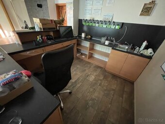 Prodejní stůl tvar U - 5