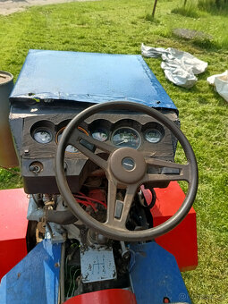Prodám malotraktor 4x4 - 5