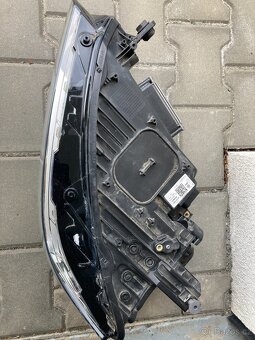 světlomet 3G1941035L low LED - 5