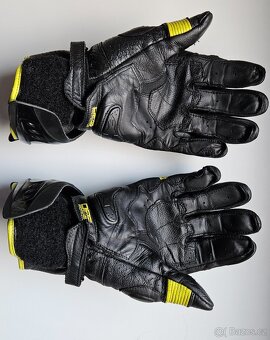 Kombinéza, rukavice, boticky, hrudak - 5