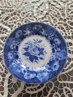 sada starožitných talířů Villeroy & Boch - 5