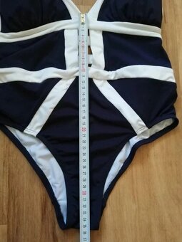 Anime - nádherné dívčí (dámské) jednodílné modrobílé plavky - 5