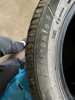 Zimní kola DUNLOP 235/50 R19 - 5