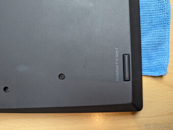 Lenovo Thinkpad T15 Gen 1 - 5