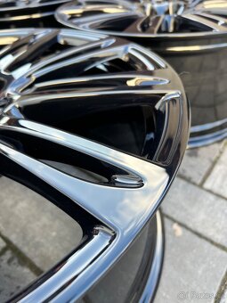 A8 r20 kovane po renovaci - 5