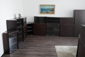 Kvalitní nábytek z pevného dřeva - 5
