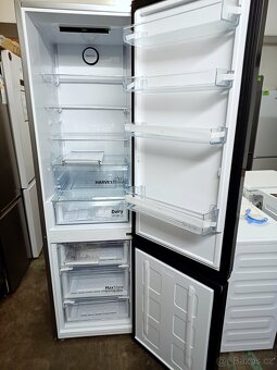 Nová lednice BEKO 203 cm, NeoFrost, ZÁRUKA B7RCNA407HXBR - 5
