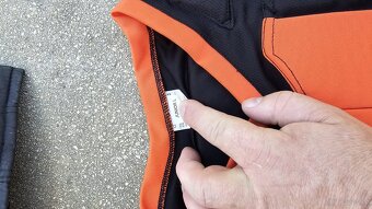 Věci na hokej a in-line hokej? - 5