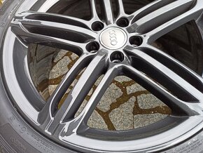 19" 5x112 ,8.5J,Et43 středová díra 57,1 - 5