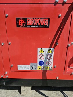 Elektrocentrála 12 kVA – jen 10 mth, po servisu - 5