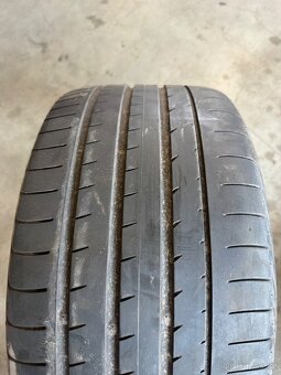 Yokohama 275/35 ZR19 - 5