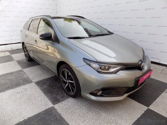 Toyota Auris 1.8 Hybrid/Selection/1.Maj.ČR/ - 5