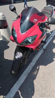 CBR 600R 81 kW rv 2004 - 5