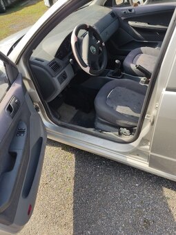 ŠKODA FABIA 1.4 MPI - 5