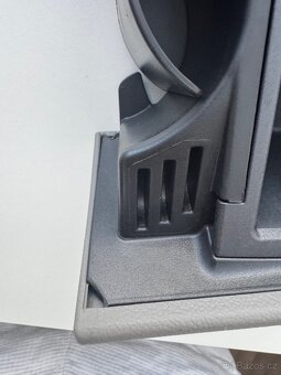 Držák na nápoje VW Transporter T5 - 5
